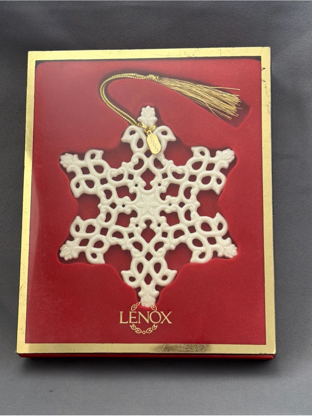 Lenox 2003 Annual Snow Fantasies Snowflake Christmas Ornament Porcelain BrandNew